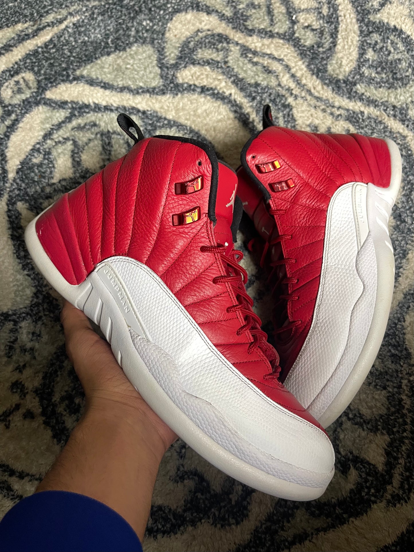 Gym red 12s size 12