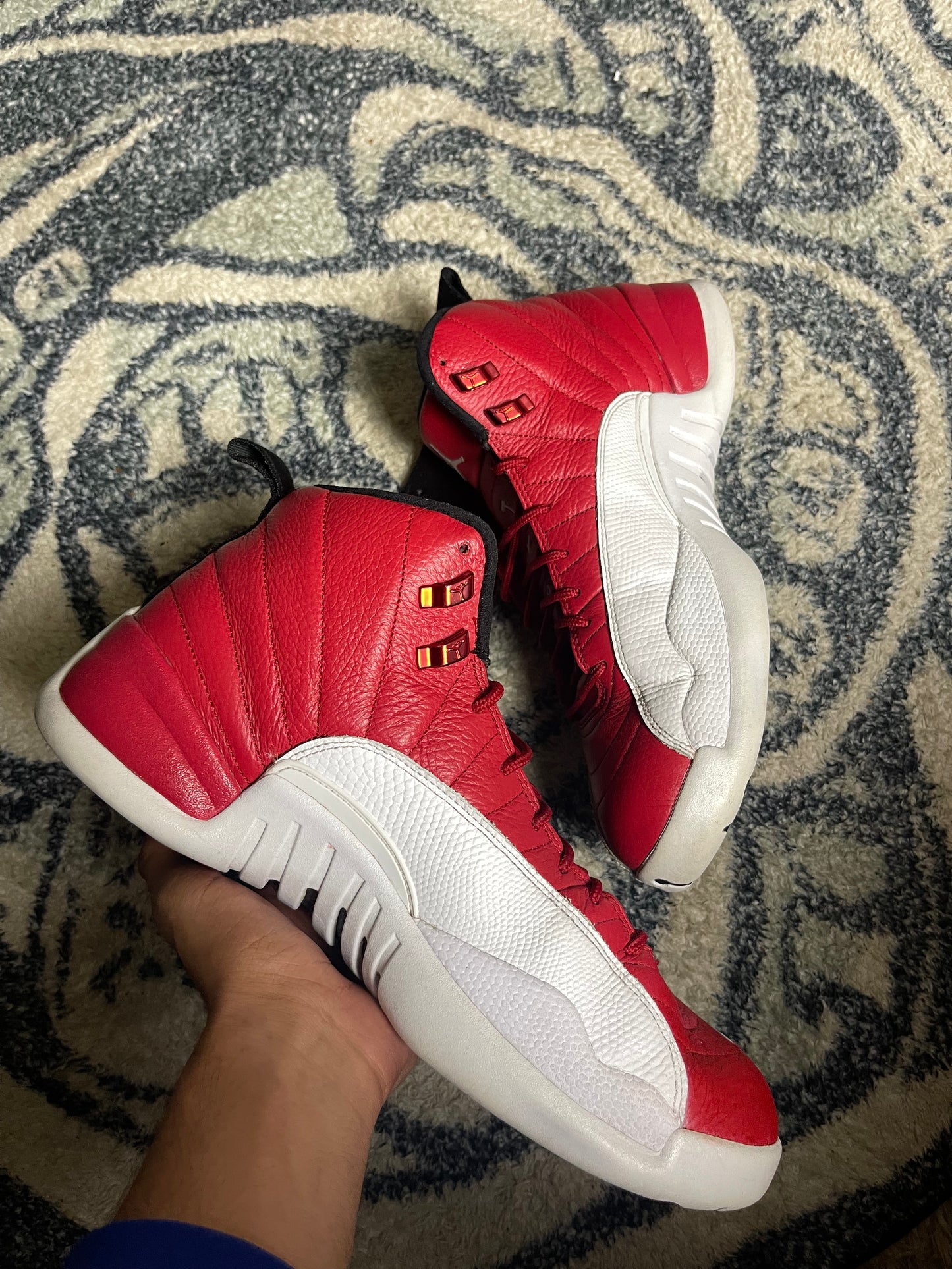 Gym red 12s size 12