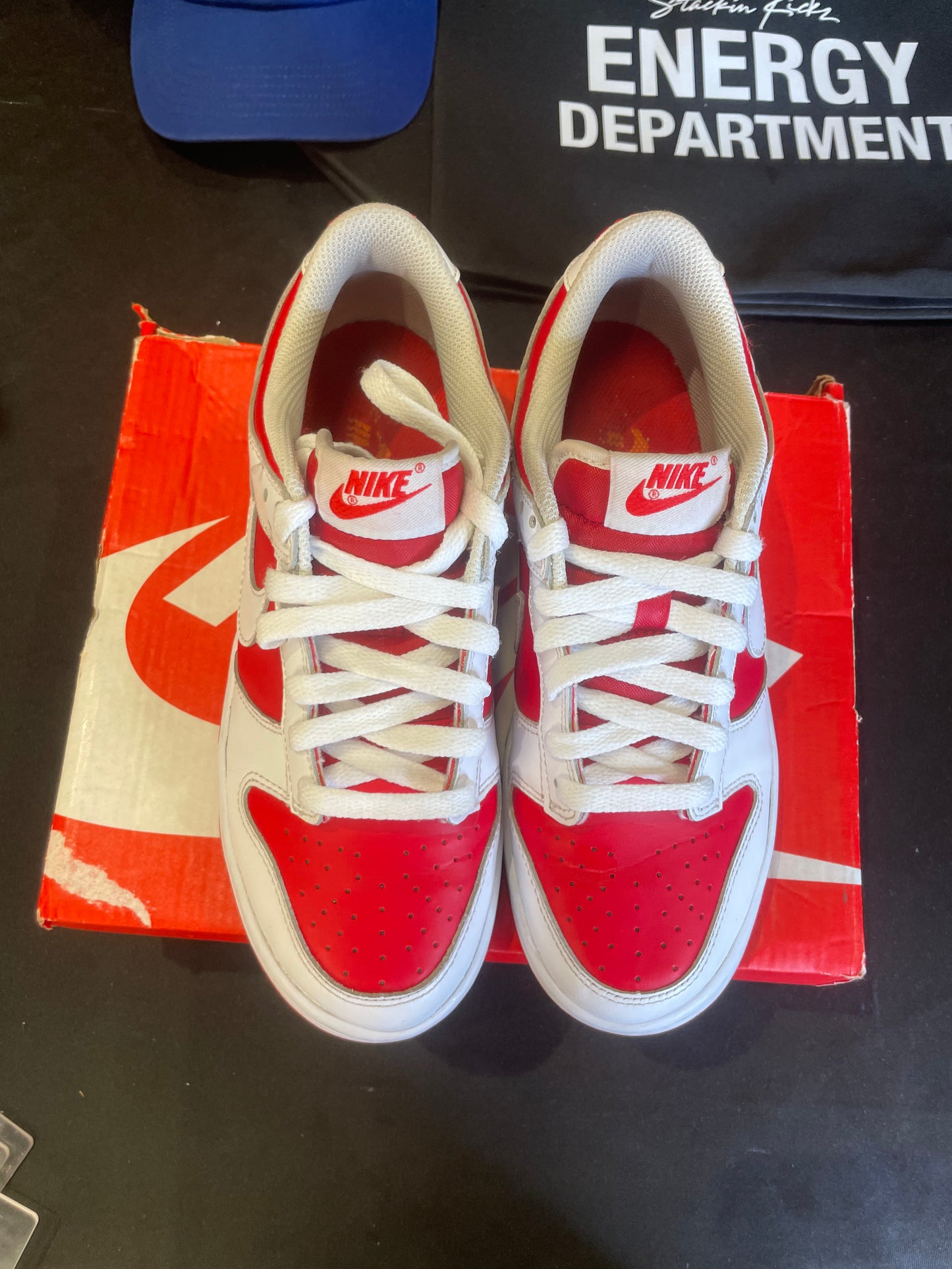 Nike dunk gym red size 6