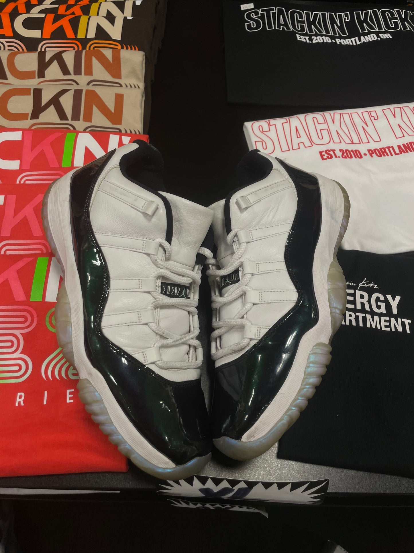 jordan 11 low size 12