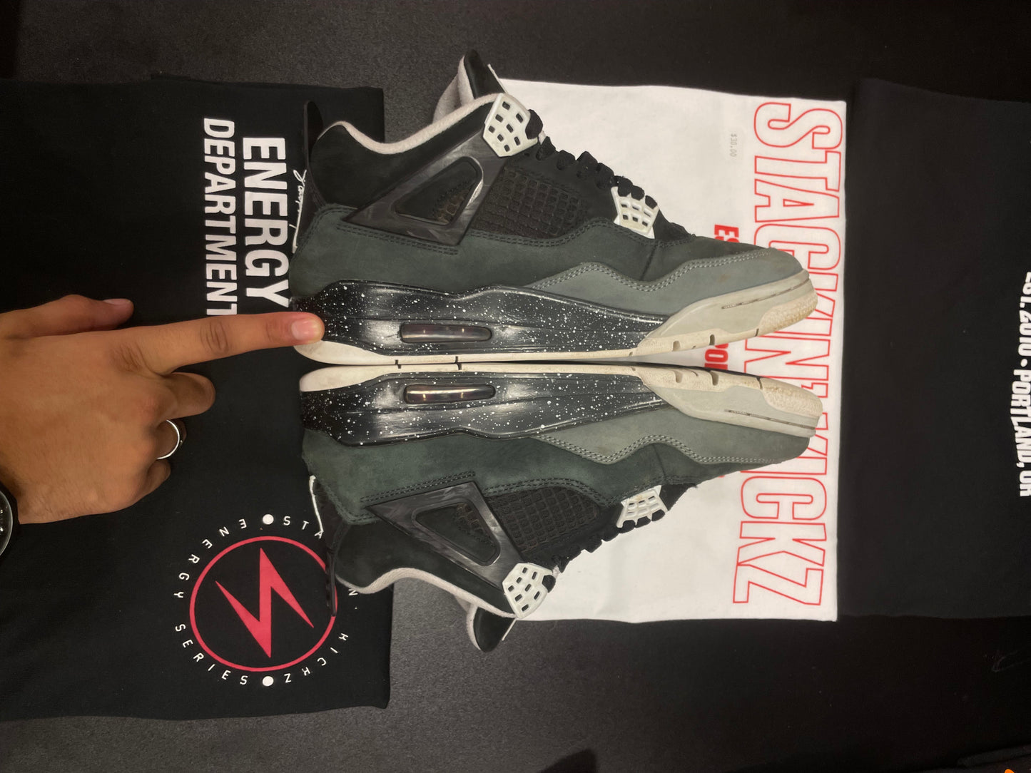 jordan 4 fear fours size 8.5 mens